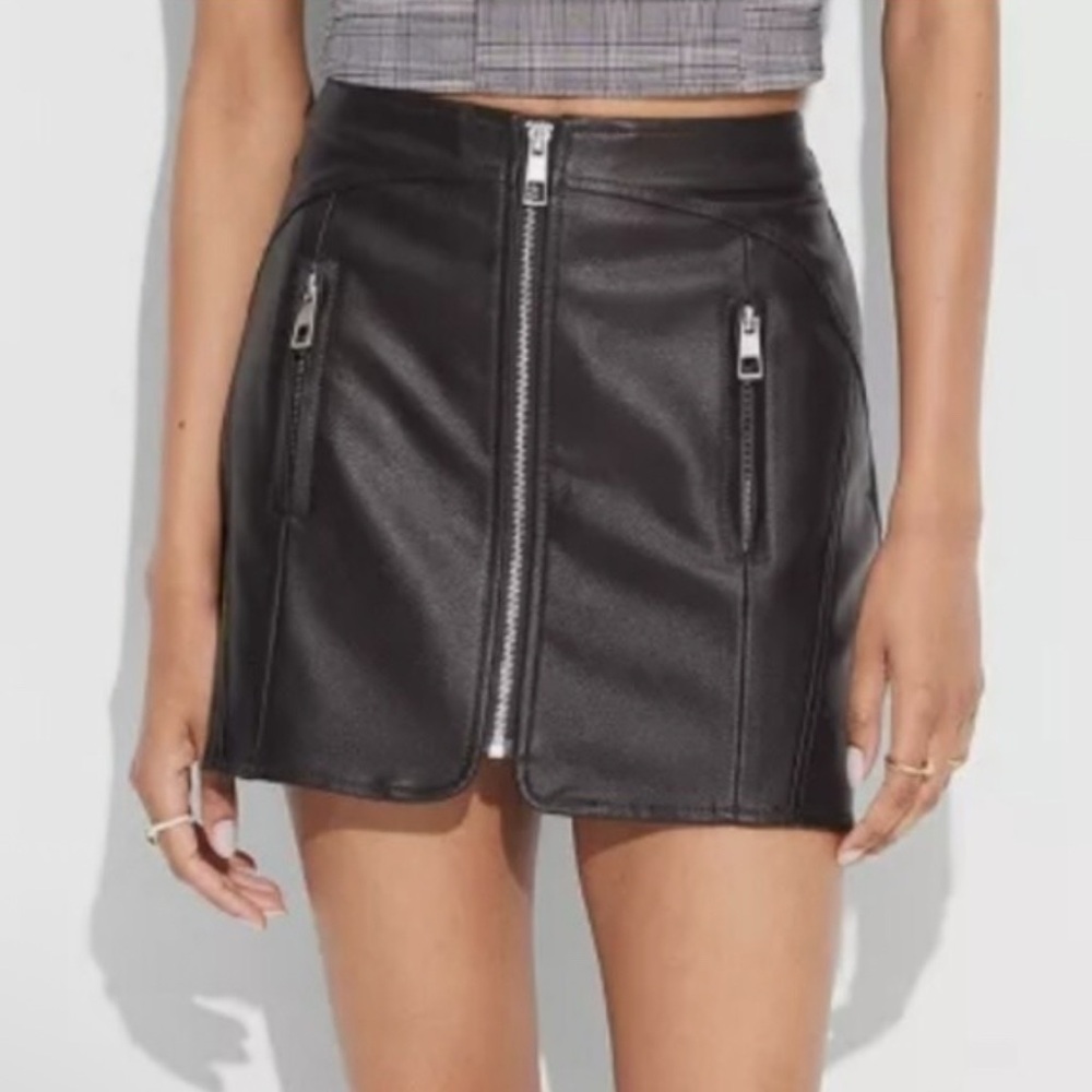 NWT Wild Fable Faux Dark Brown Leather Moto Mini Skirt Size Medium